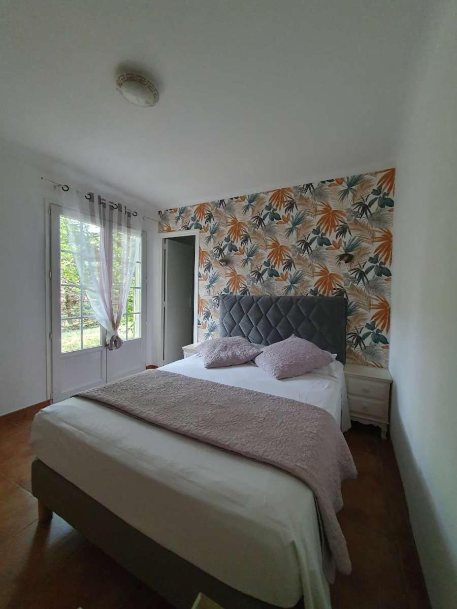 Logis Hotel Le Chene Vert โบลแลน ภายนอก รูปภาพ